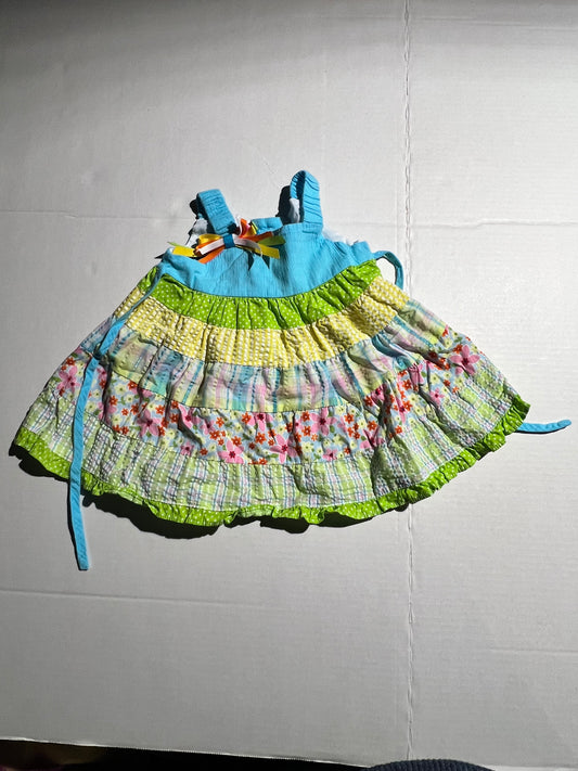#100 Girls 6m Dress