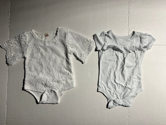 #100 Girls 12m White Onesies