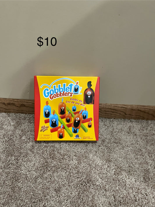 135 Gobblet Gobbers Game, Fun Spin on tic tac toe, no missing pieces.