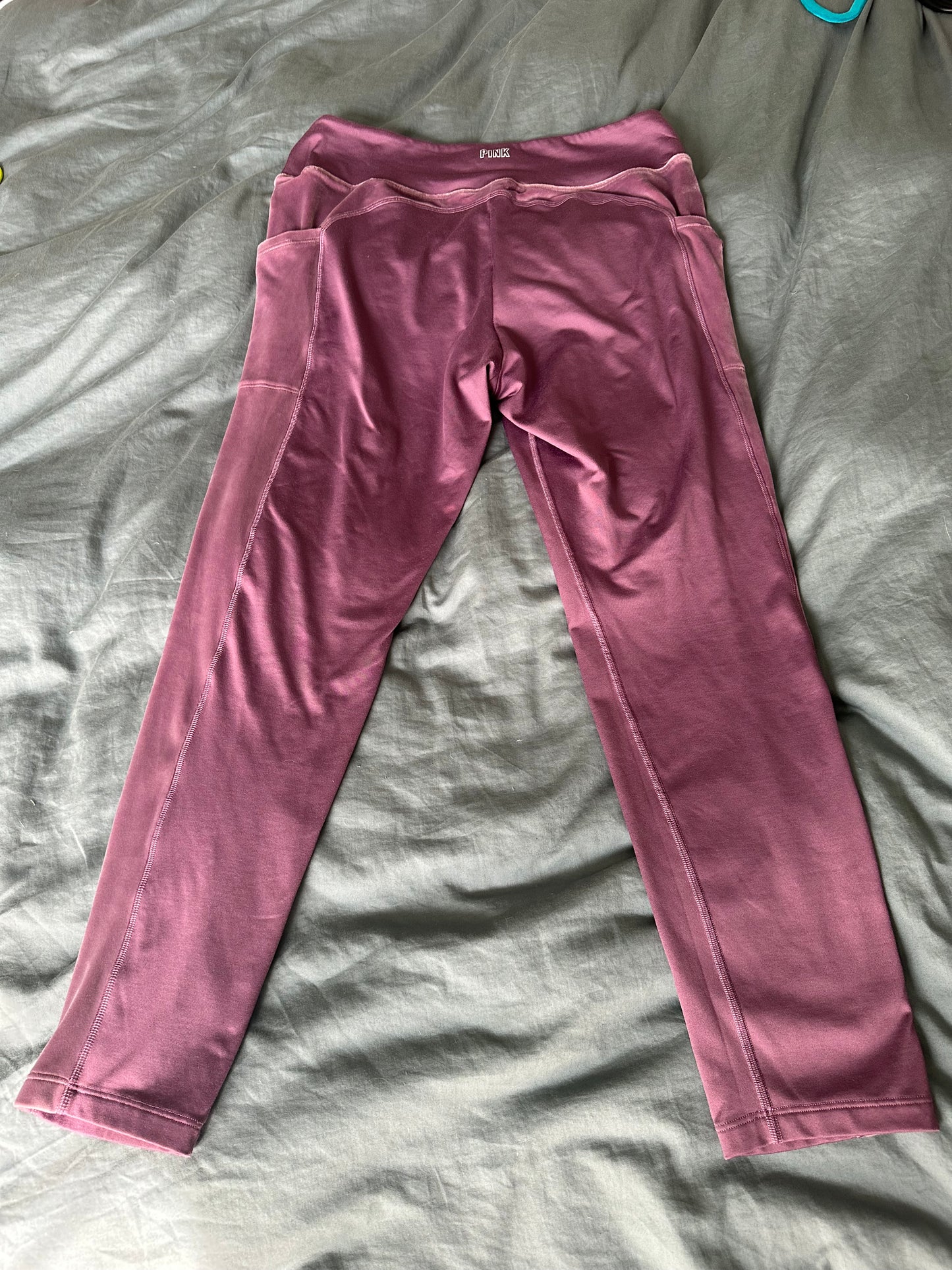 #72A GUC Victoria’s Secret Leggings