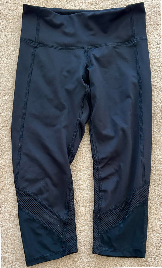 #15 *Reduced* ON 8 Mesh Capri Athletic Leggings