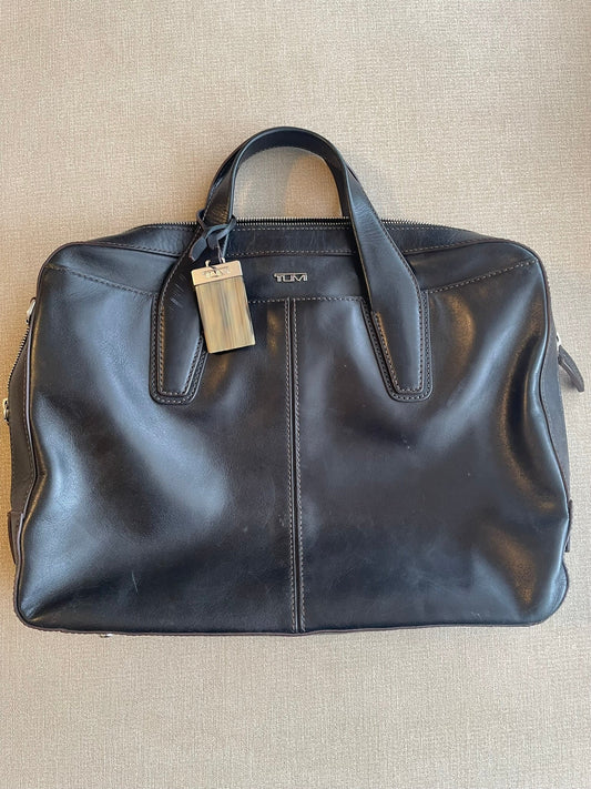 (REDUCED - by $50!) Seller #12 | TUMI Black Leather | Business Travel Briefcase | VGUC (Missing Shoulder Strap)