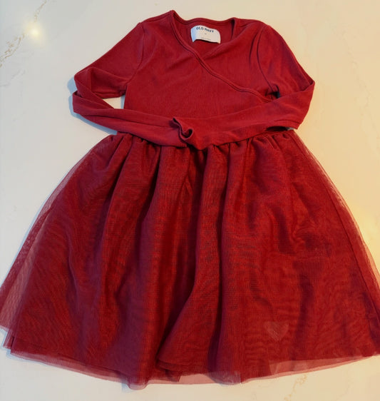 #133 old navy cranberry color dress size 5t washed not worn