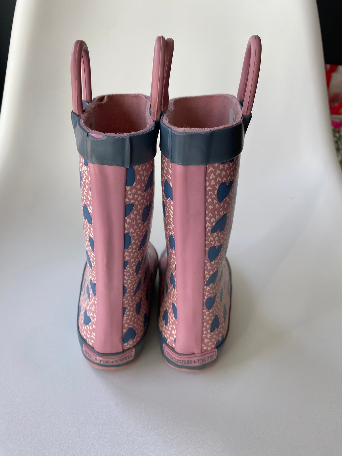 #117, Girls shoes 8c, Tucker + Tate pink heart rainboots, GUC