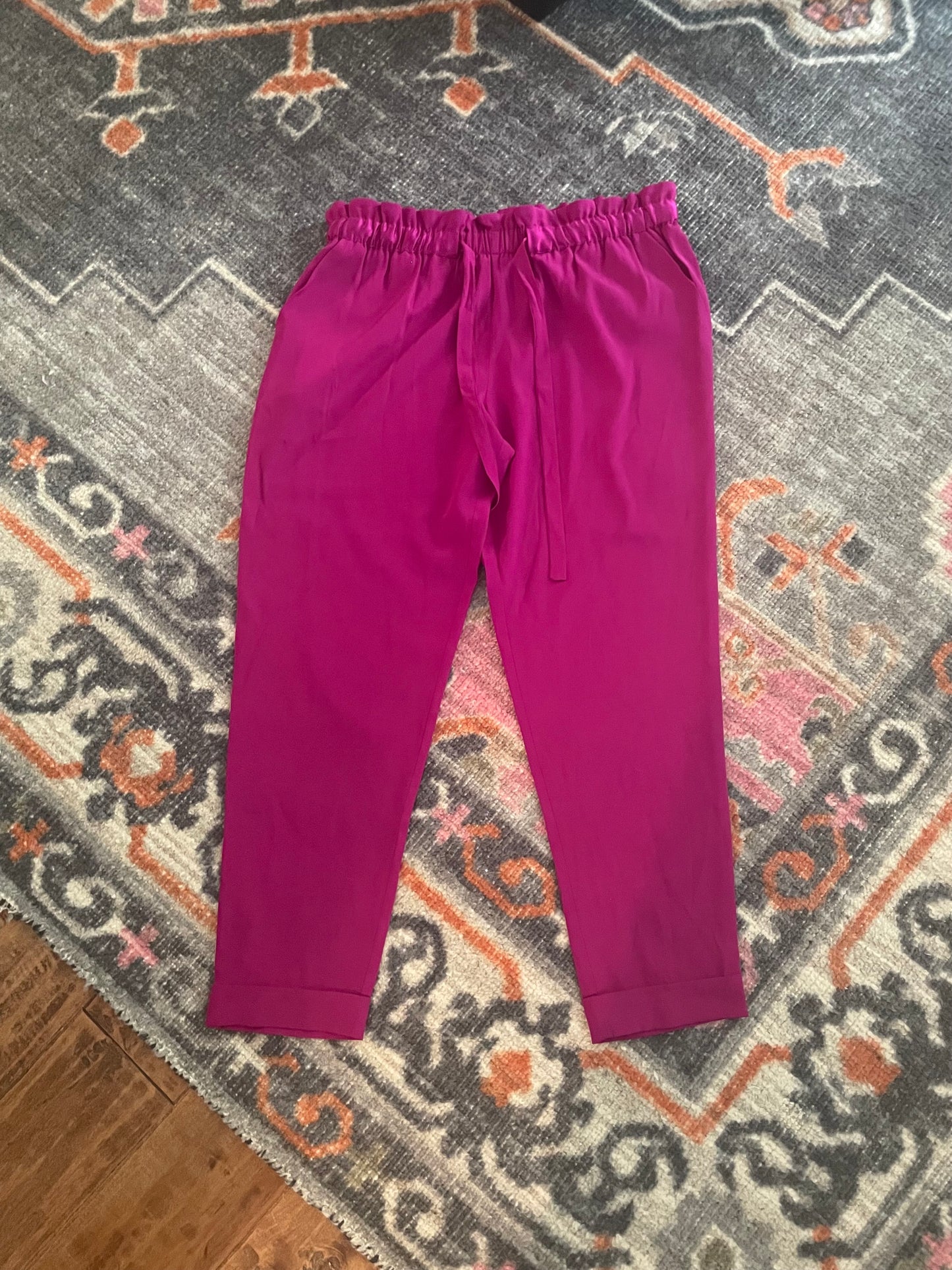 83A women’s magenta haute hippie pull on pants size small EUC