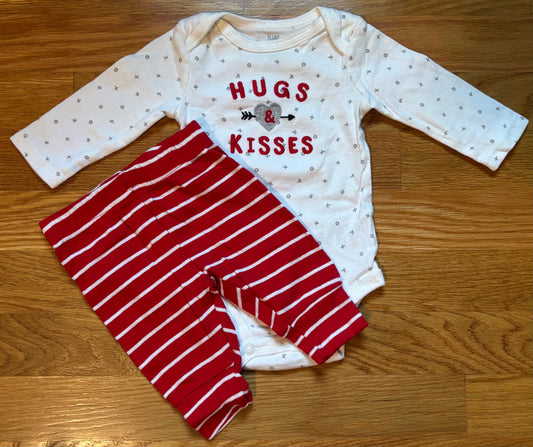 Seller #64 Carter’s 3m Valentines Onesie Set