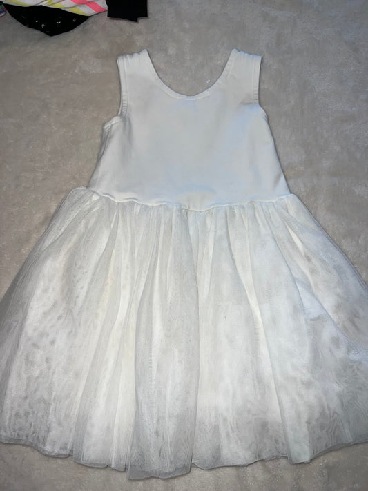 #46 Girls 5T 110 Hanna Andersson white tulle dress euc one small non noticable snag