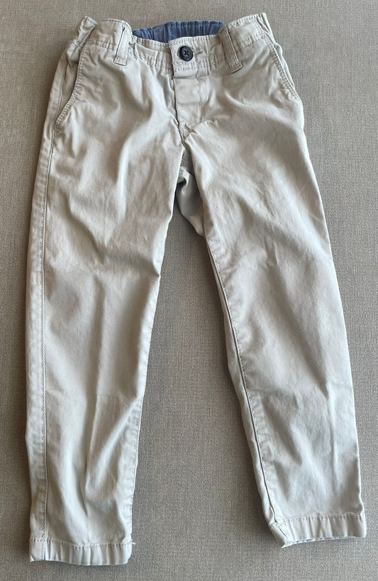 Seller #12 | Oshkosh | Boys Khaki Pants | Button Closure and Adjustable Waist | VGUC | Size 4T