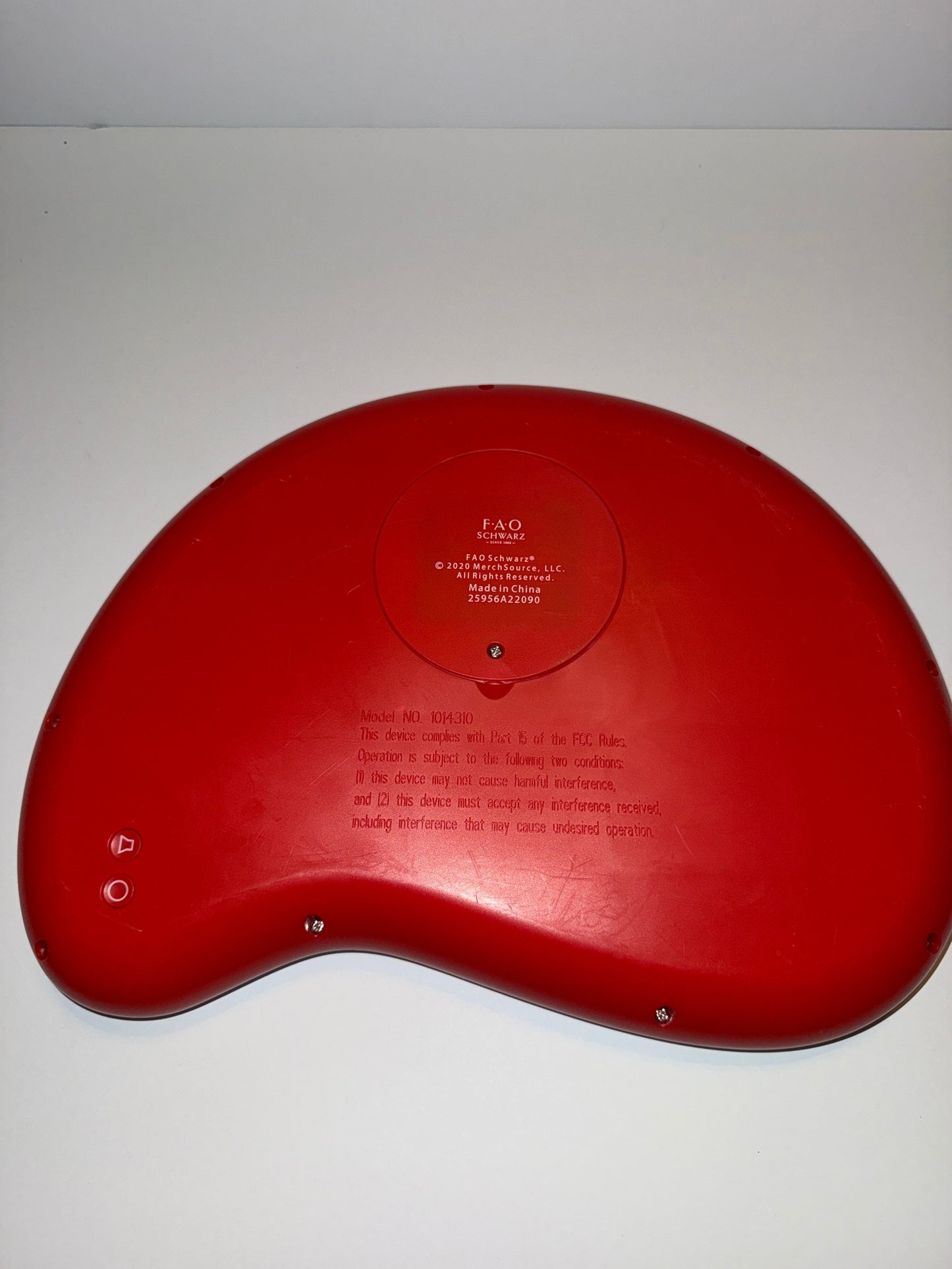 Seller 229 - FAO Schwartz light up board with pen