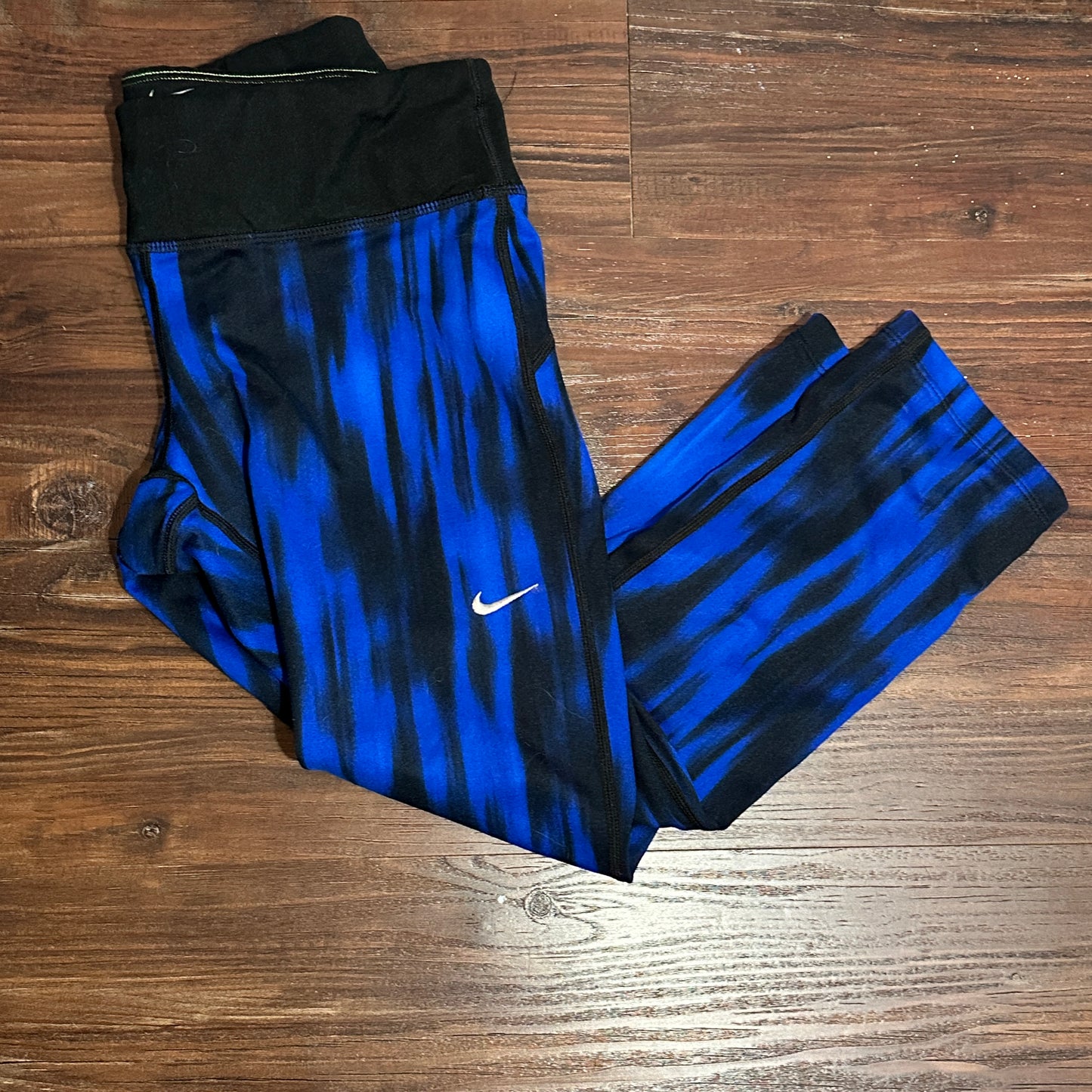 #162 Nike blue/black leggings women’s S