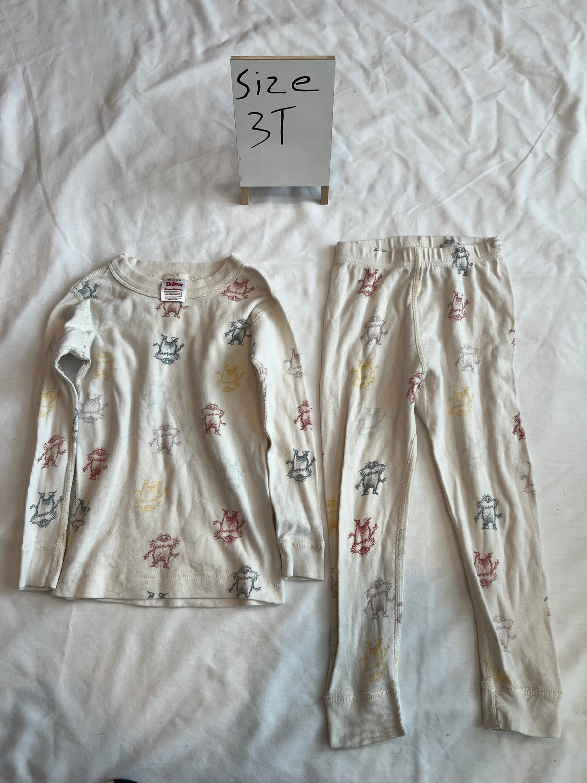 #24 3T lorax  Hanna Andersson pajamas