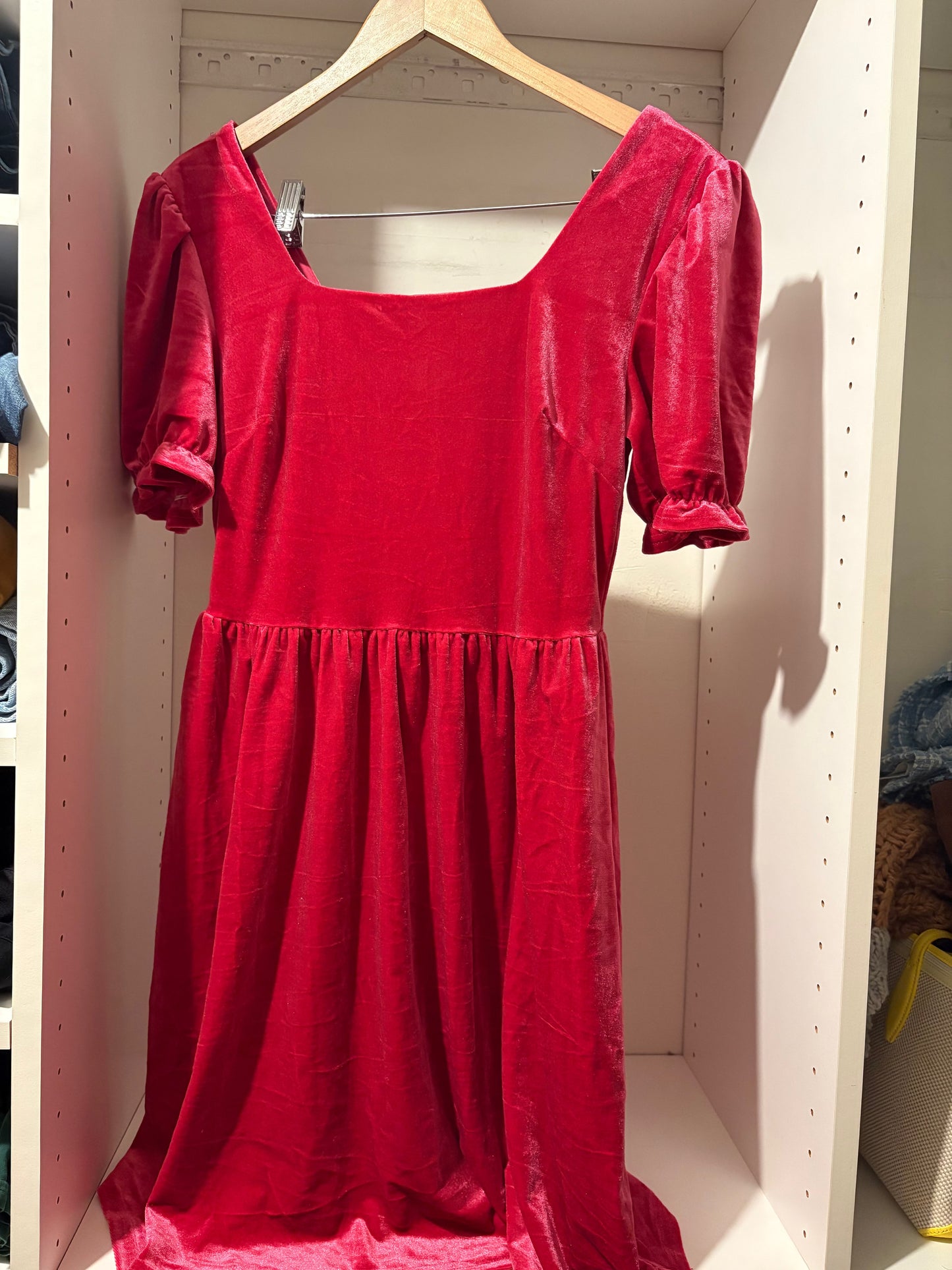#112 Hot Pink Women's Short Sleeve Velvet Dress Altar'd State Size Large