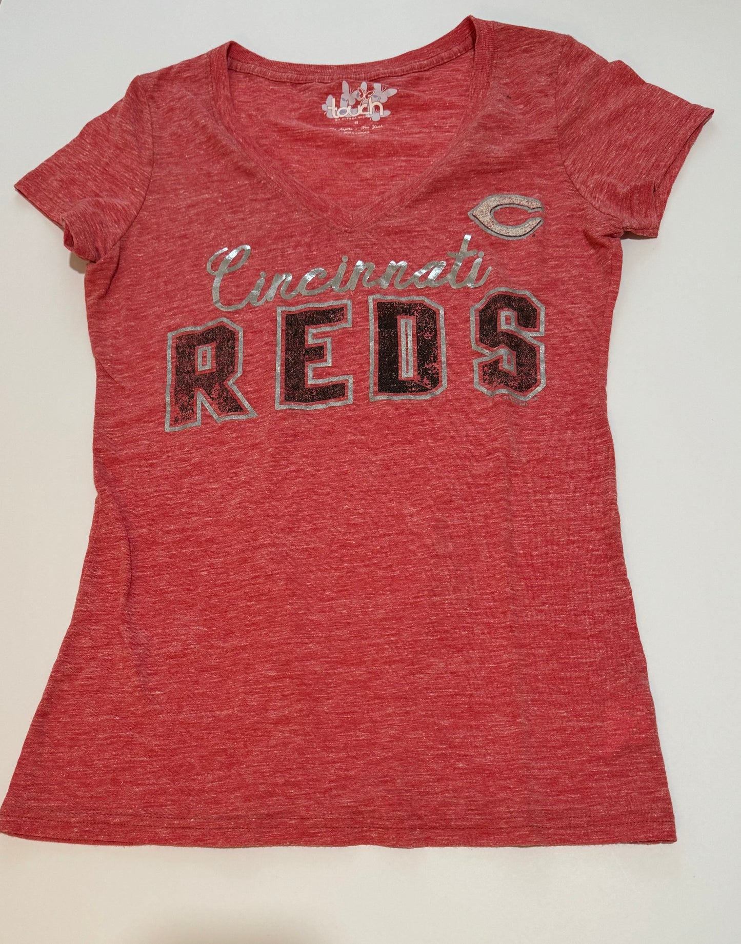 Small Women’s Cincinnati Reds Shirt Touch by Alyssa Milano