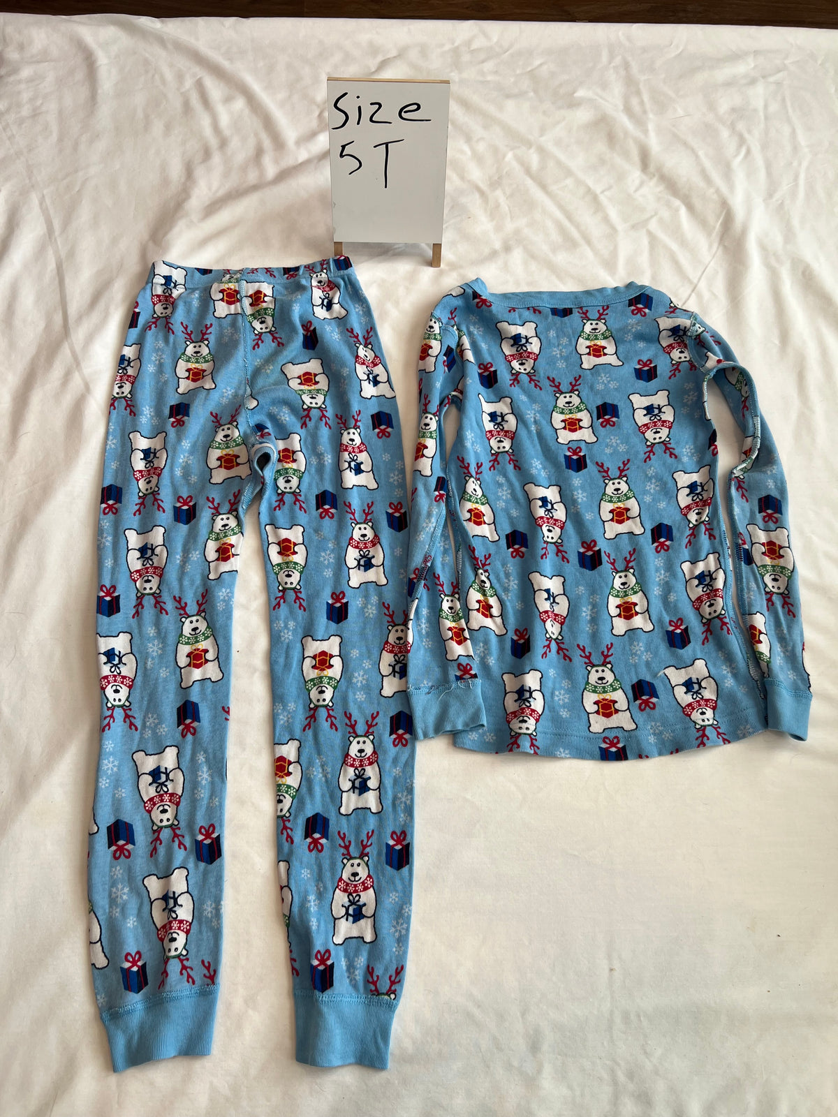 #24 size 5 Hanna Andersson pajamas