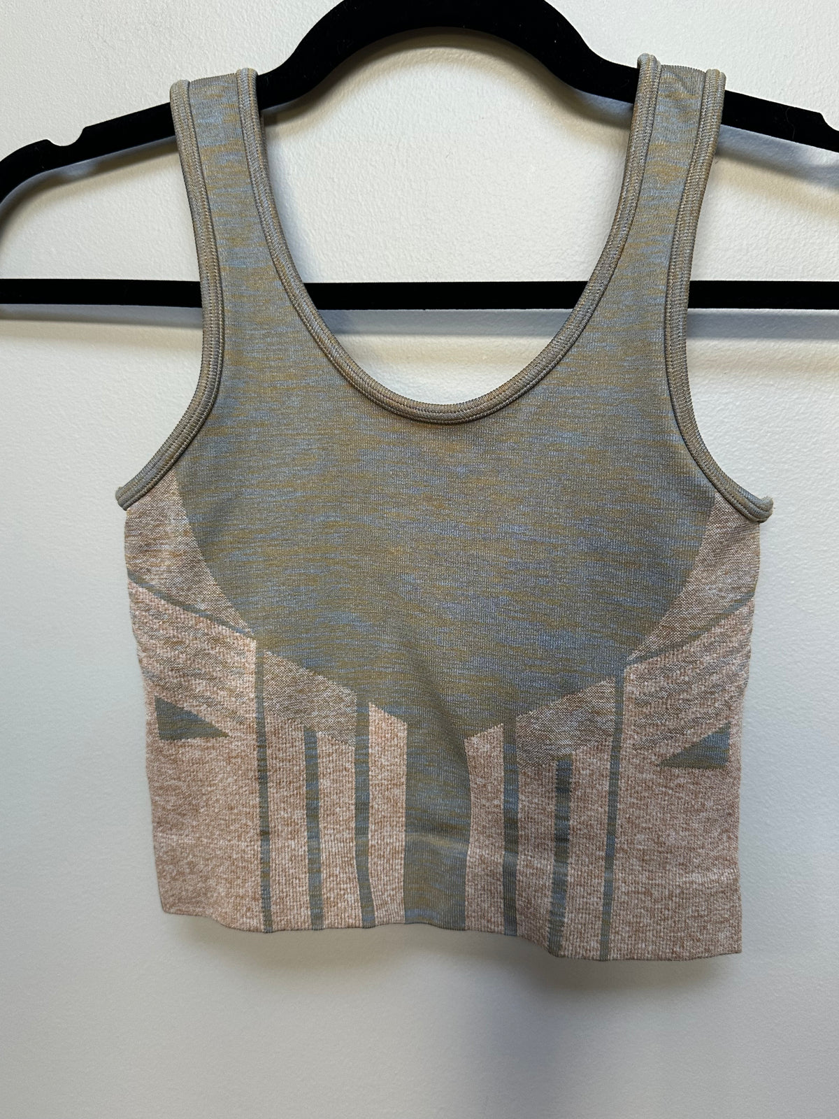 #130 Alo Women’s Sz XZ Set