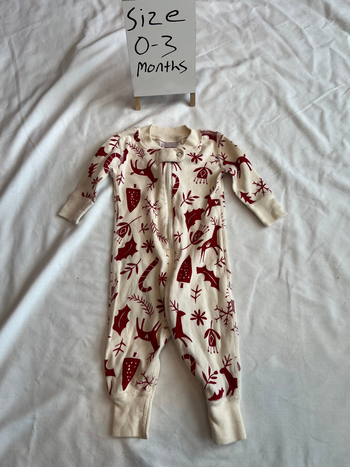 #24 size 0-3 months Hanna Andersson zippy