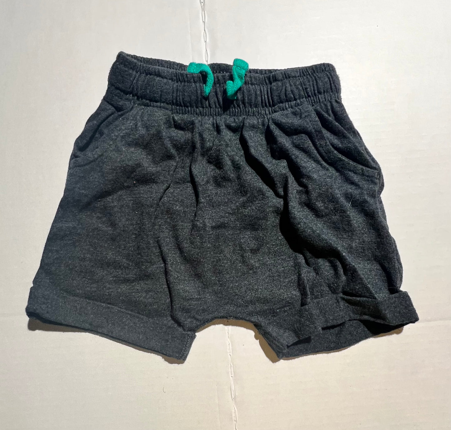 #100 Boys 2T Shorts