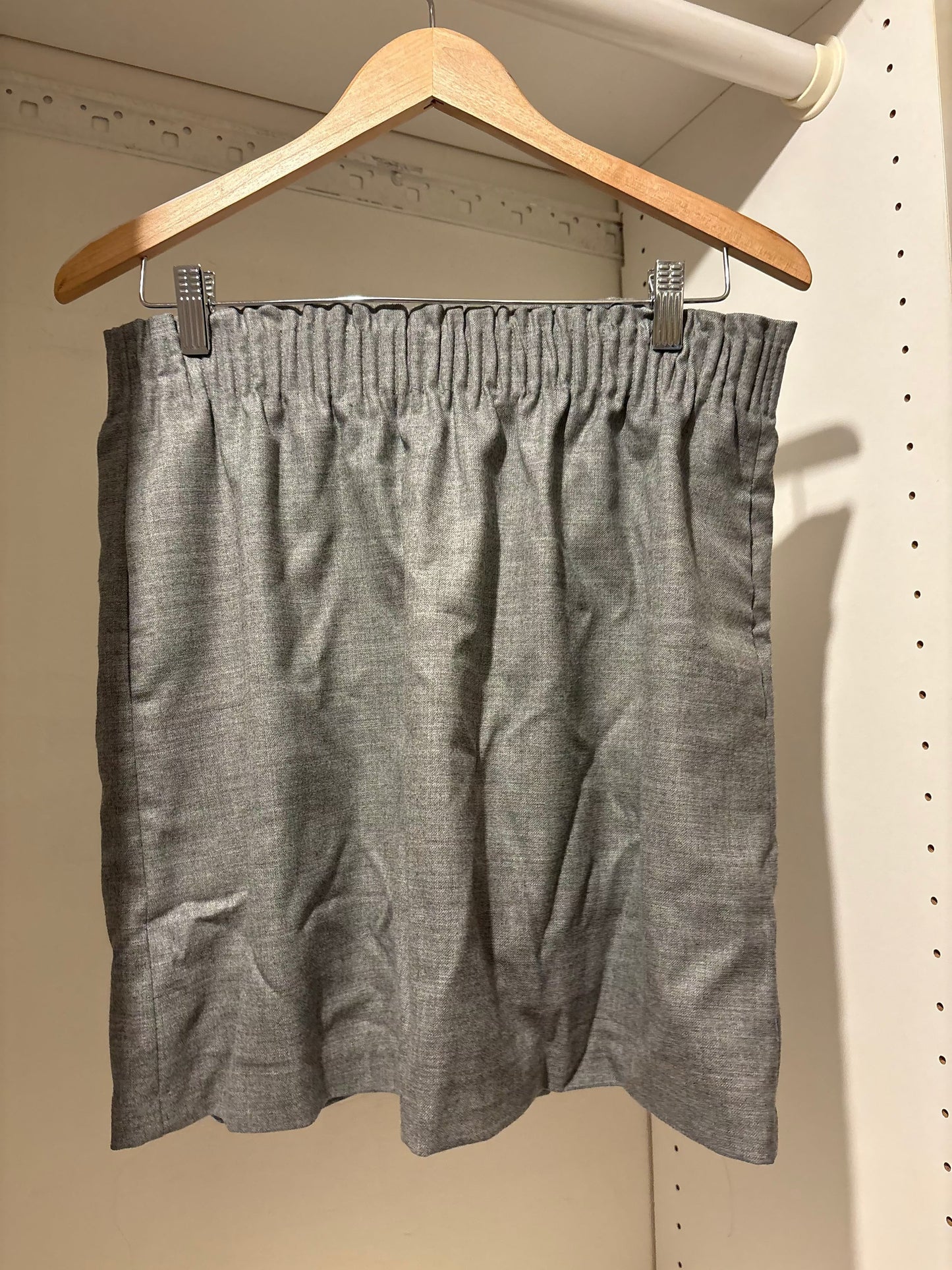 #112 J. Crew Grey Women's Mini Skirt Size 8