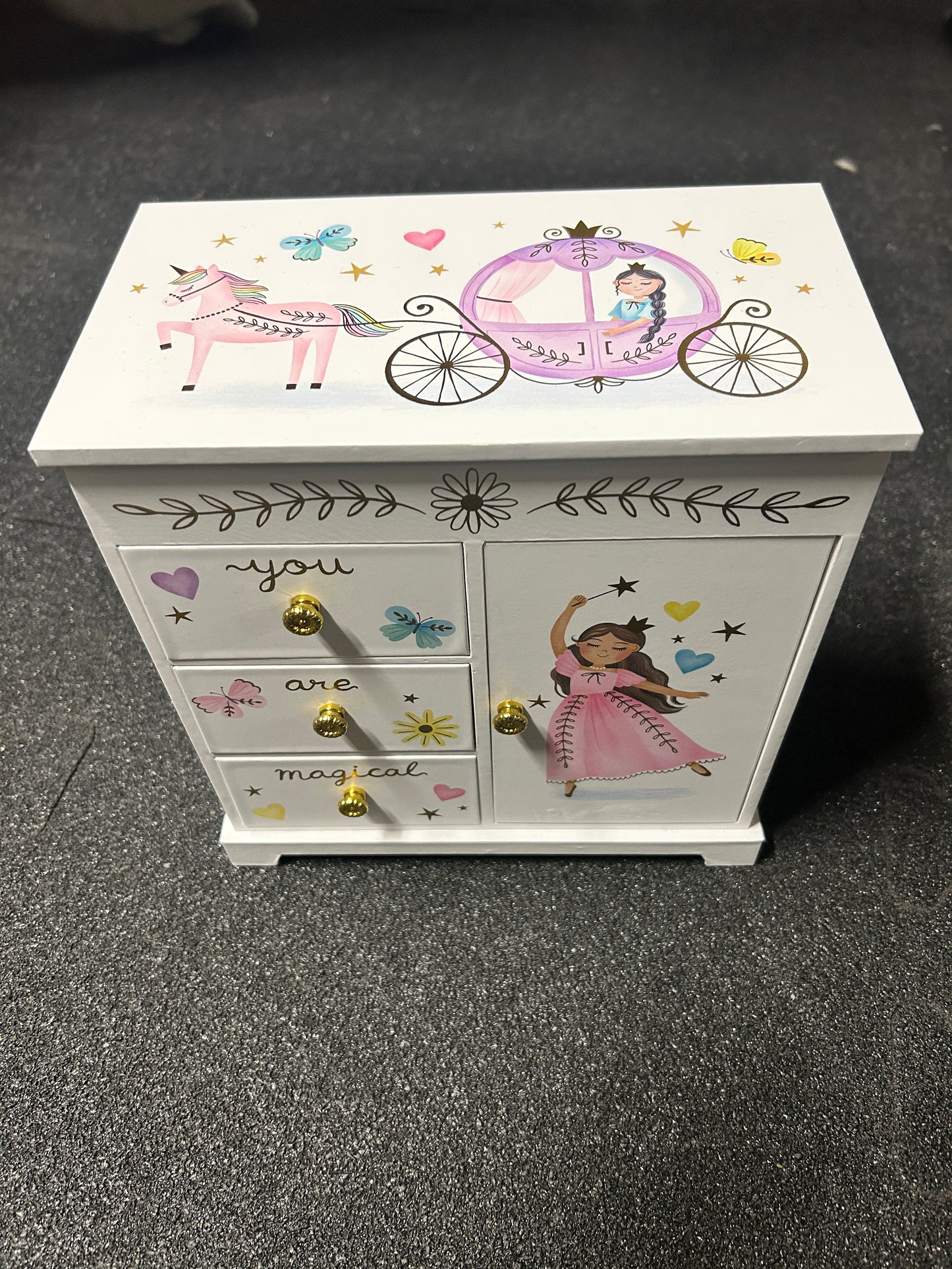 #80 Jewelry Box