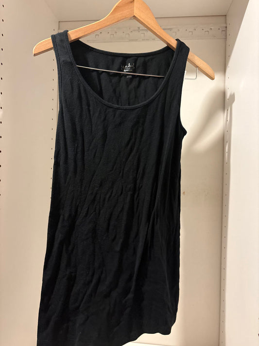 # 112 Black Cotton Maternity Tank Size Large