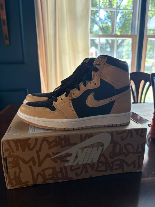 #112 Brand new, never worn Air Jordan 1 High OG Heirloom in Vachetta Tan/Black/Sail. Purchased from StockX. Original box included. Size Women's 6