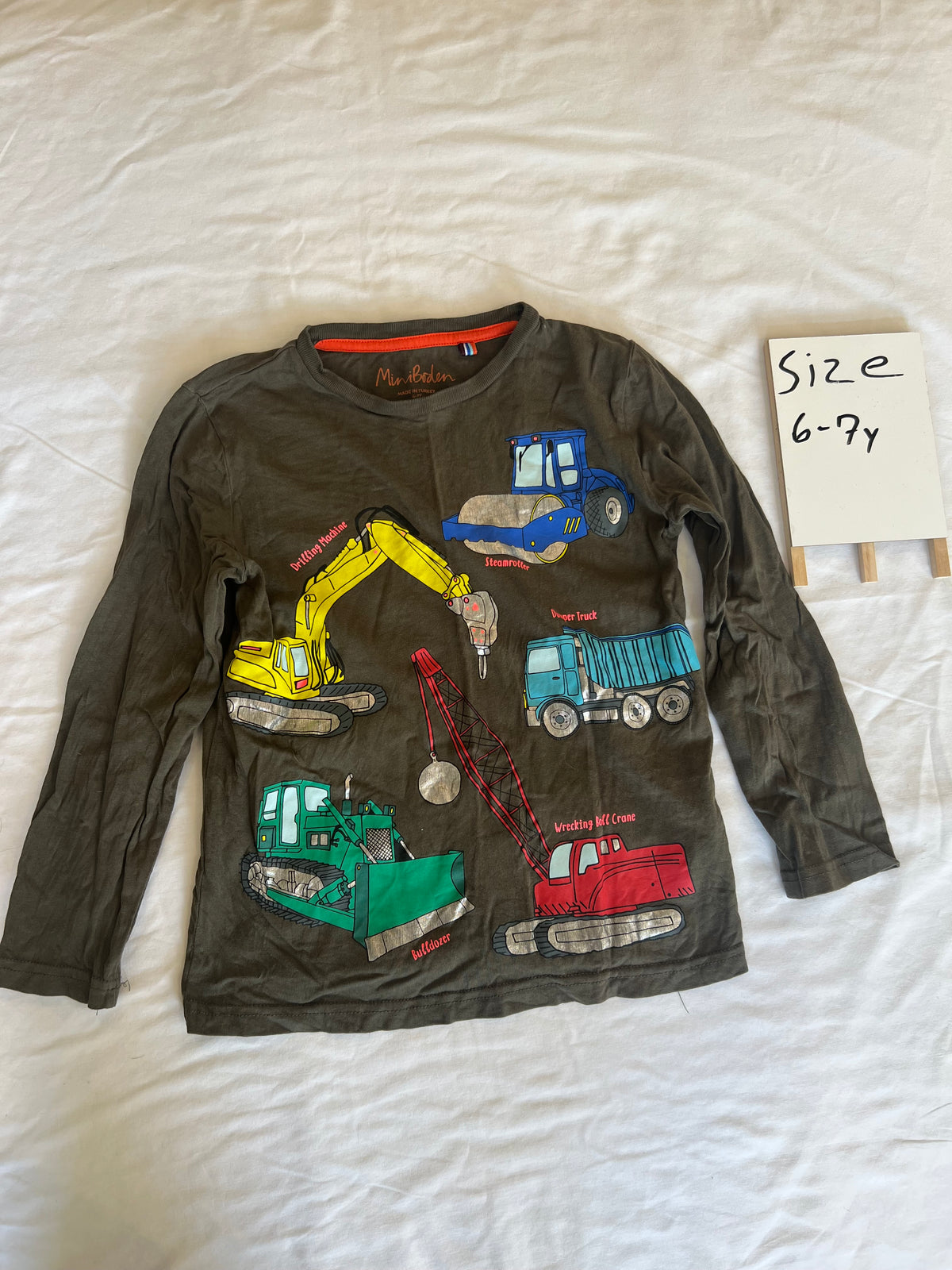 #24 size 6-7 Boden shirt