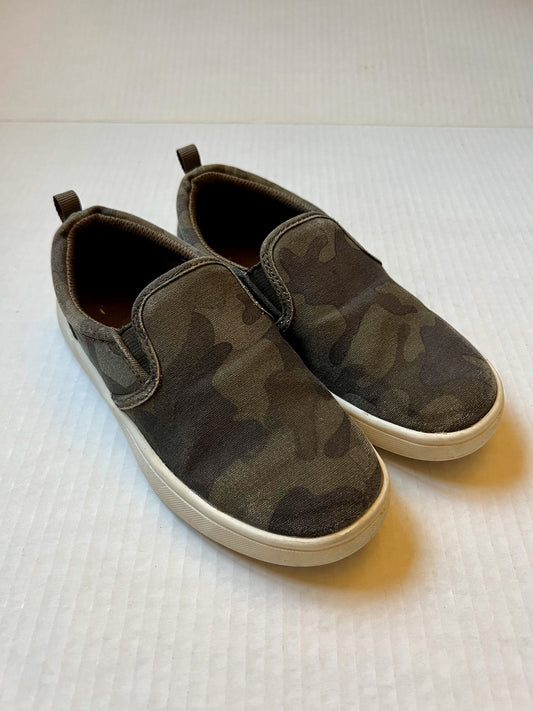 134 Gap camo Boys slides size 13