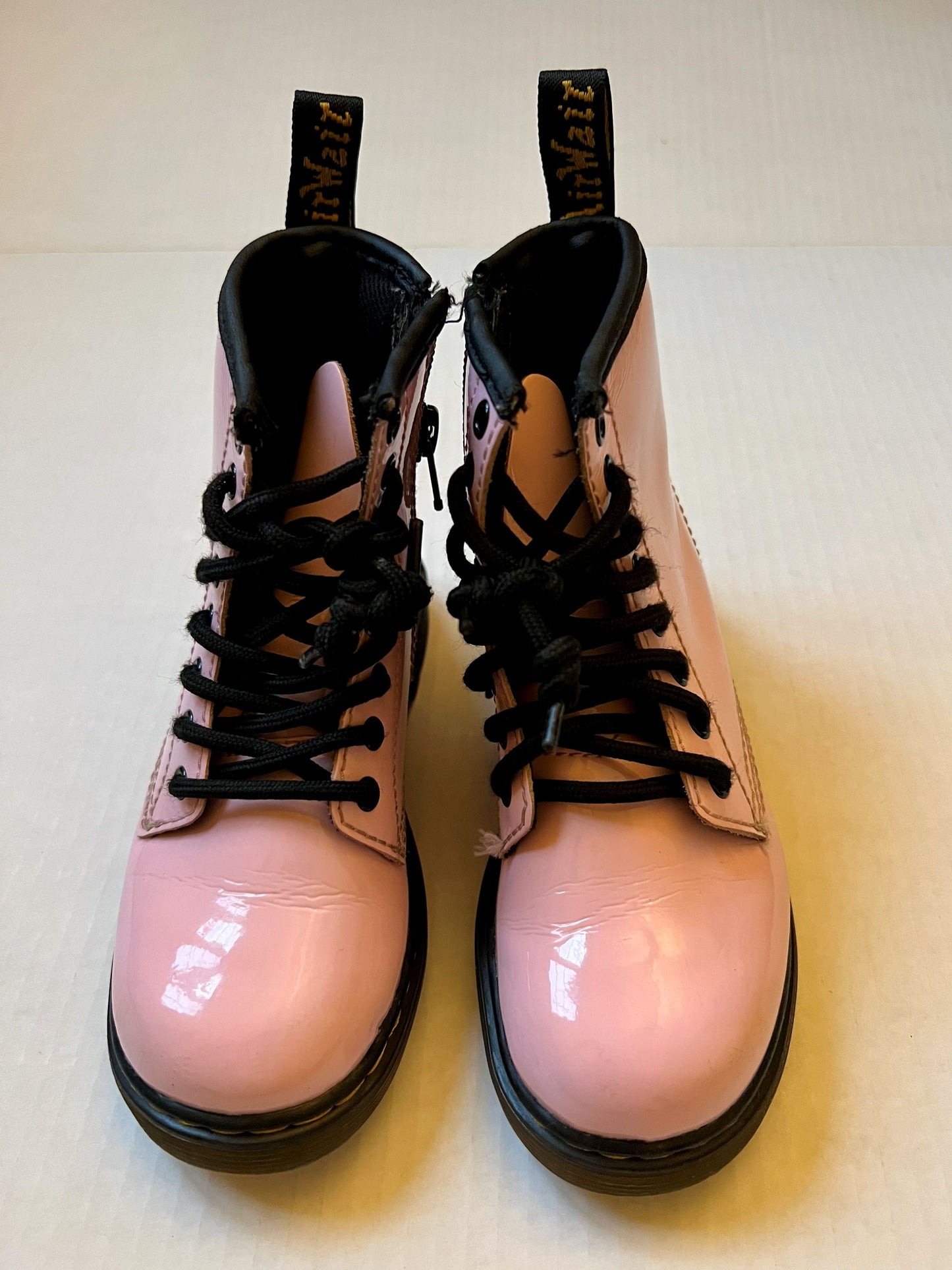 134 Dr. Martens Pink Patent Leather Girls size 11