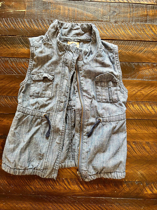 134 Old Navy Girls denim vest 5T