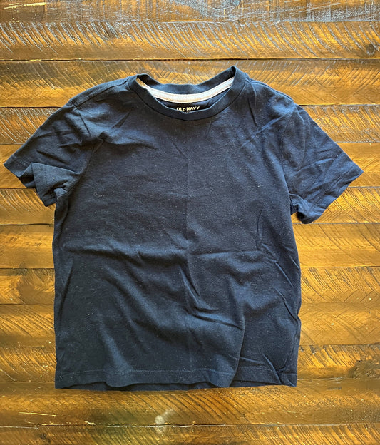 134 Old Navy Boys Navy tshirt Size 6/7
