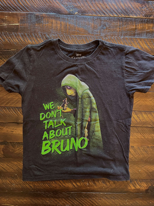 134 Disney Boys encanto Bruno shirt Size S