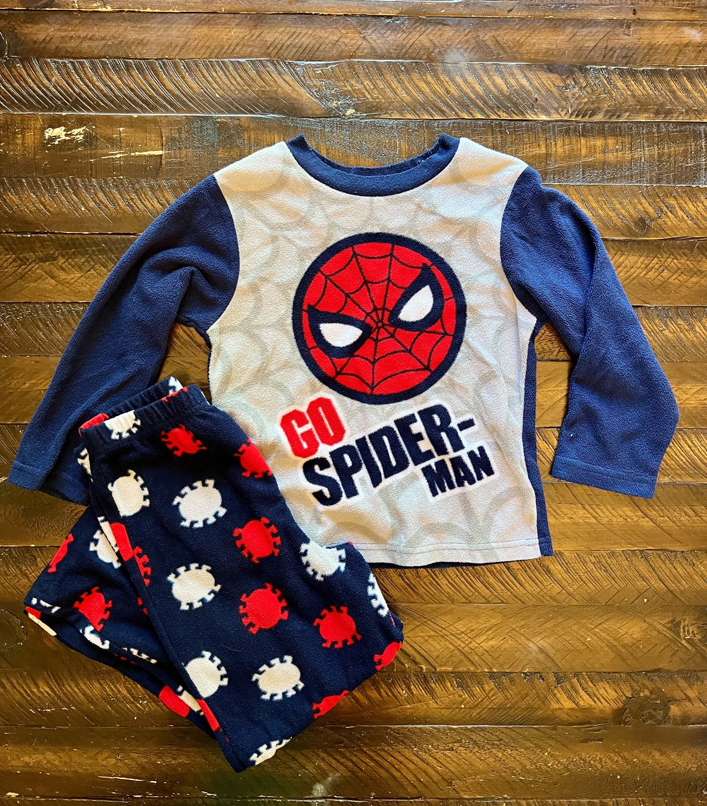 134 Marvel Spiderman Boys pj set Size S/6
