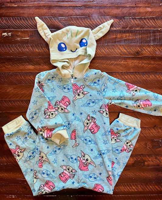 134 Star Wars Baby Yoda Onesie PJs Size XS 4/5