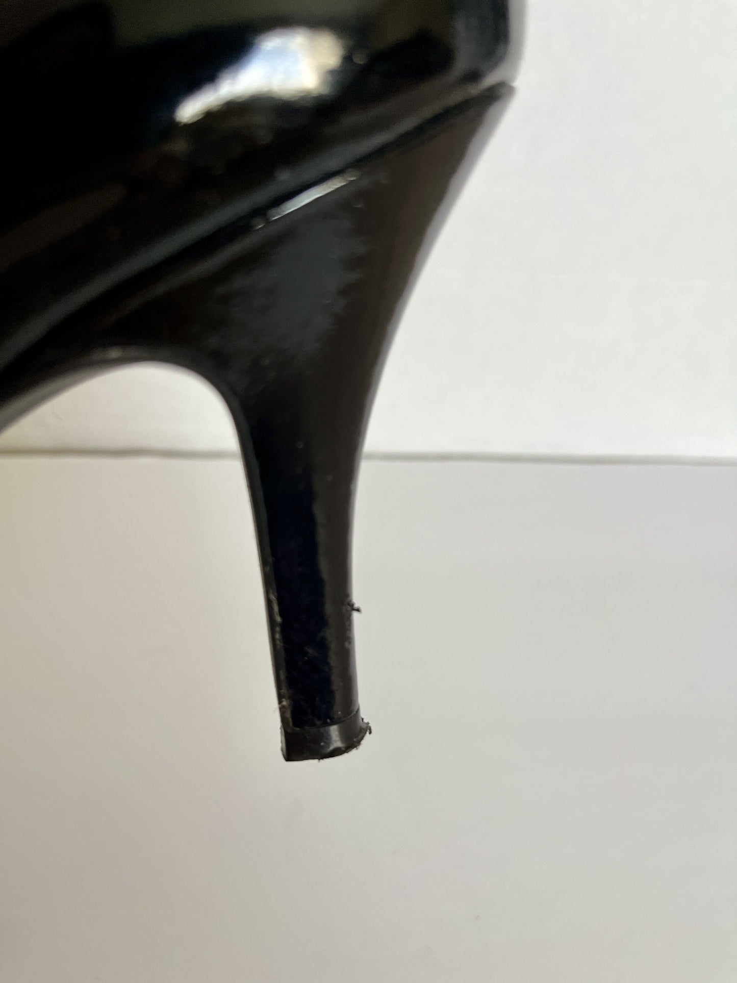 #124 Gianni Bini Women's Black Patent Shoes Size 7.5