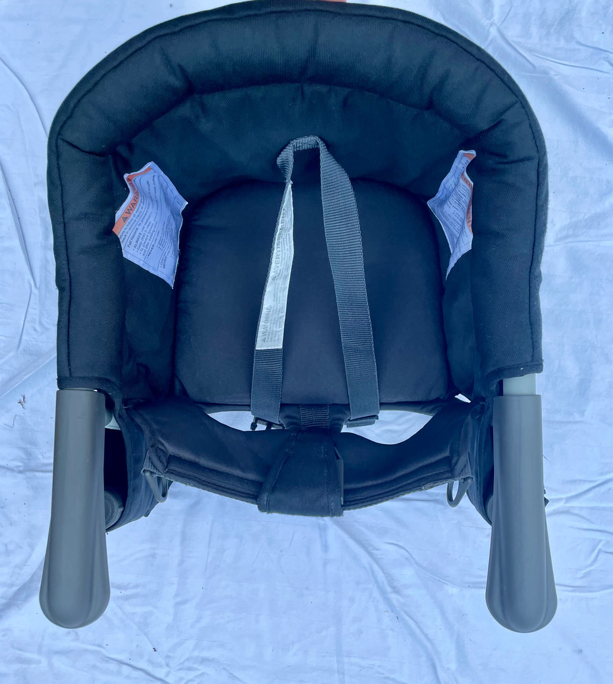 #32 Inglesina Fast Table Hook on Portable High Chair - Black