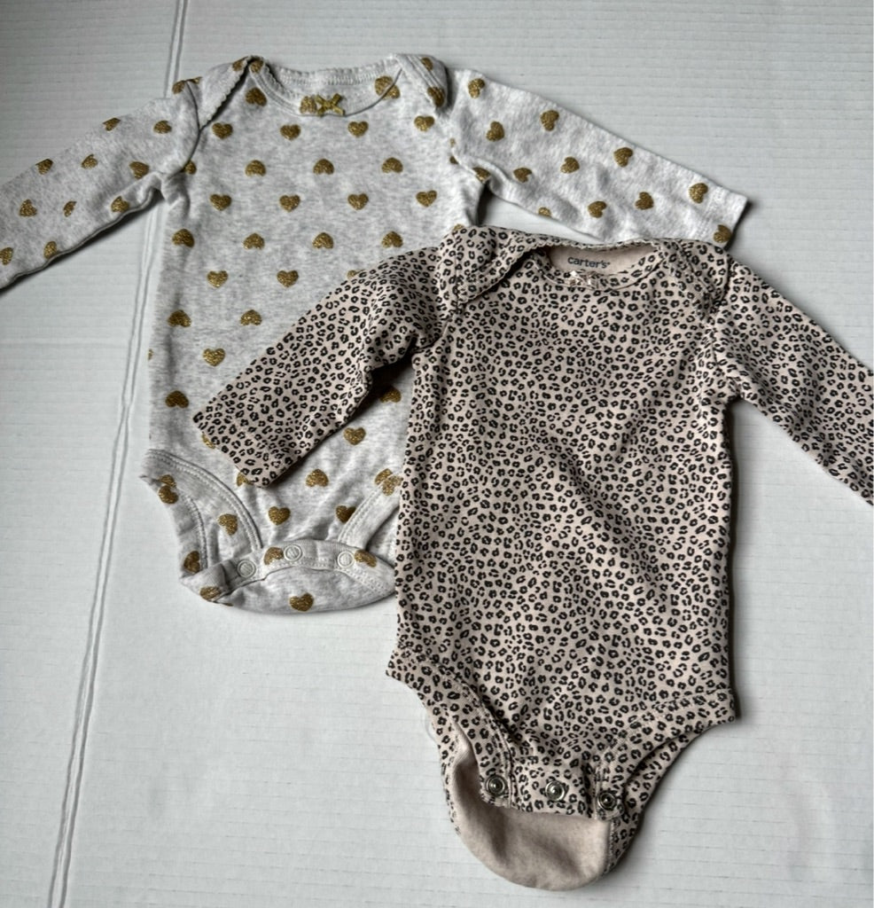 #146 Carter's Girls L/S Leopard and Heart Bodysuit Set (2) Girls 3M