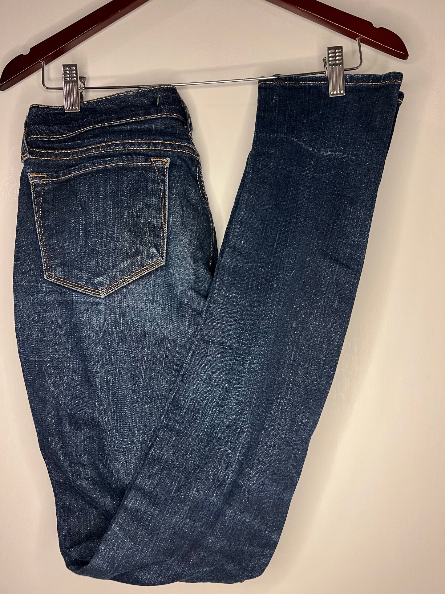 J Brand Blue Dark Wash Denim Jeans Size 26 EUC PPU 45208 or SCO Spring Sale