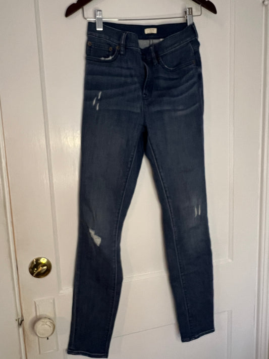 JCrew Blue Wash Distressed Denim Jeans Size 26 EUC PPU 45208 or SCO Spring Sale