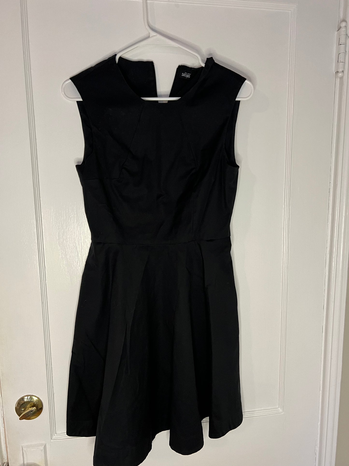 Kate Spade Saturday Black Crew Neck Sleeveless A- Line Dress EUC Size 2 PPU 45208 or SCO Spring Sale