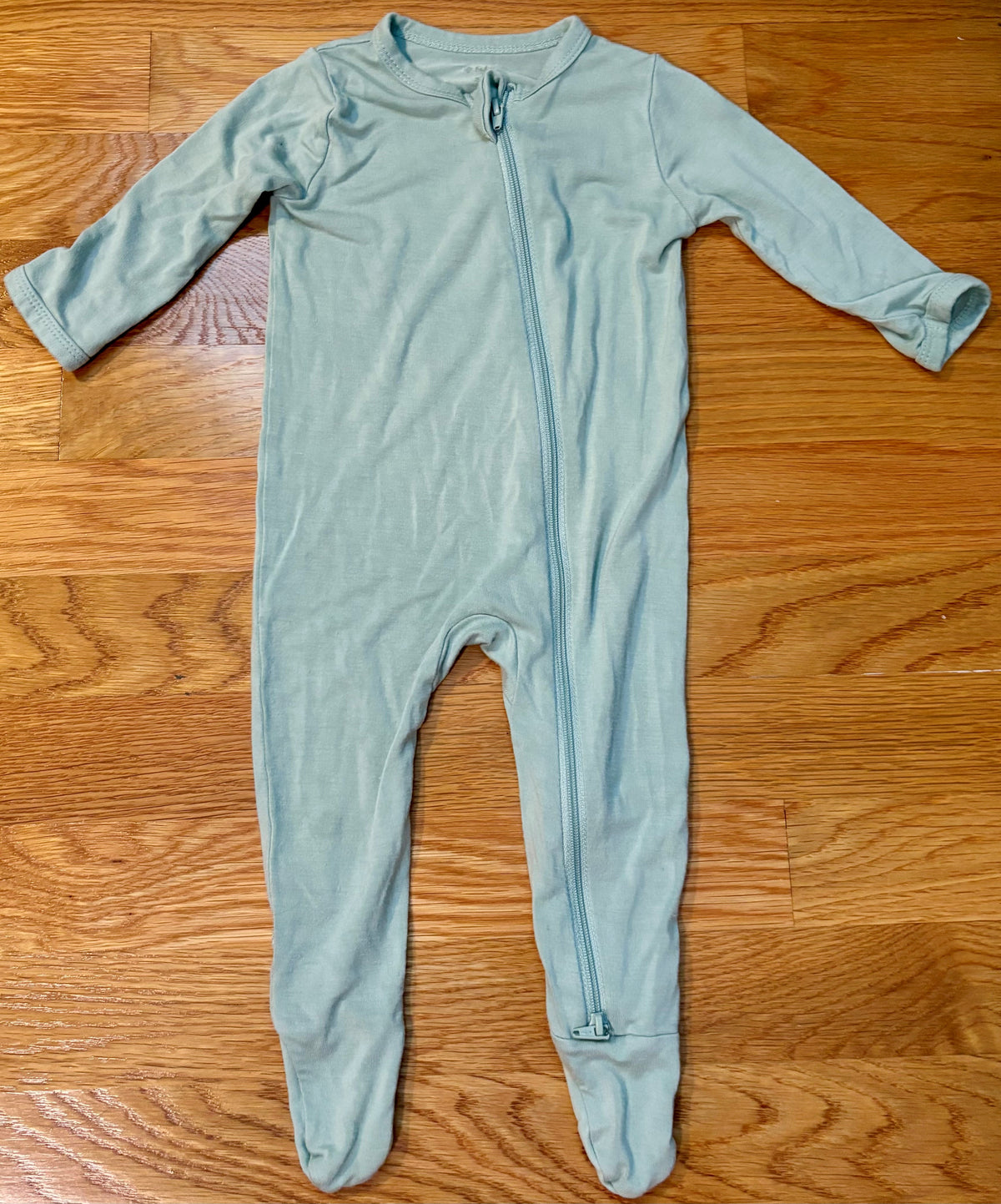 #69 Kyte Baby Green Bamboo Sleeper 3-6M