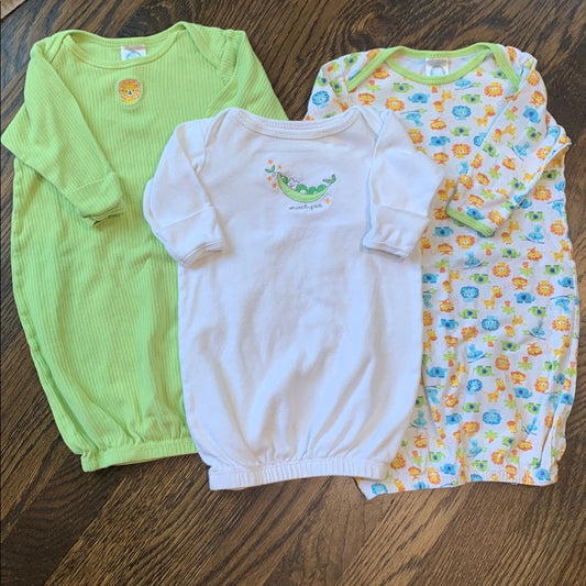 #48 - Gerber Baby Set of Three Baby Sleep Gowns - 0-6mo