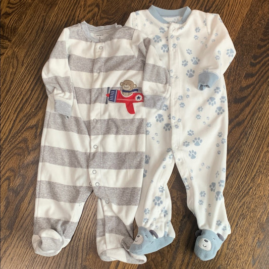 #151 - Carter's Gray and White Baby Pajamas PJs w/ Airplane and Paw Print Designs - 9mo