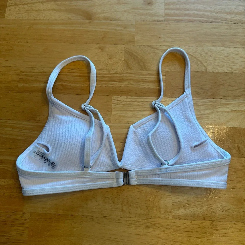 Women's White Textured Bikini Set | Minimal Triangle Top & Cheeky Bottoms | Size Small