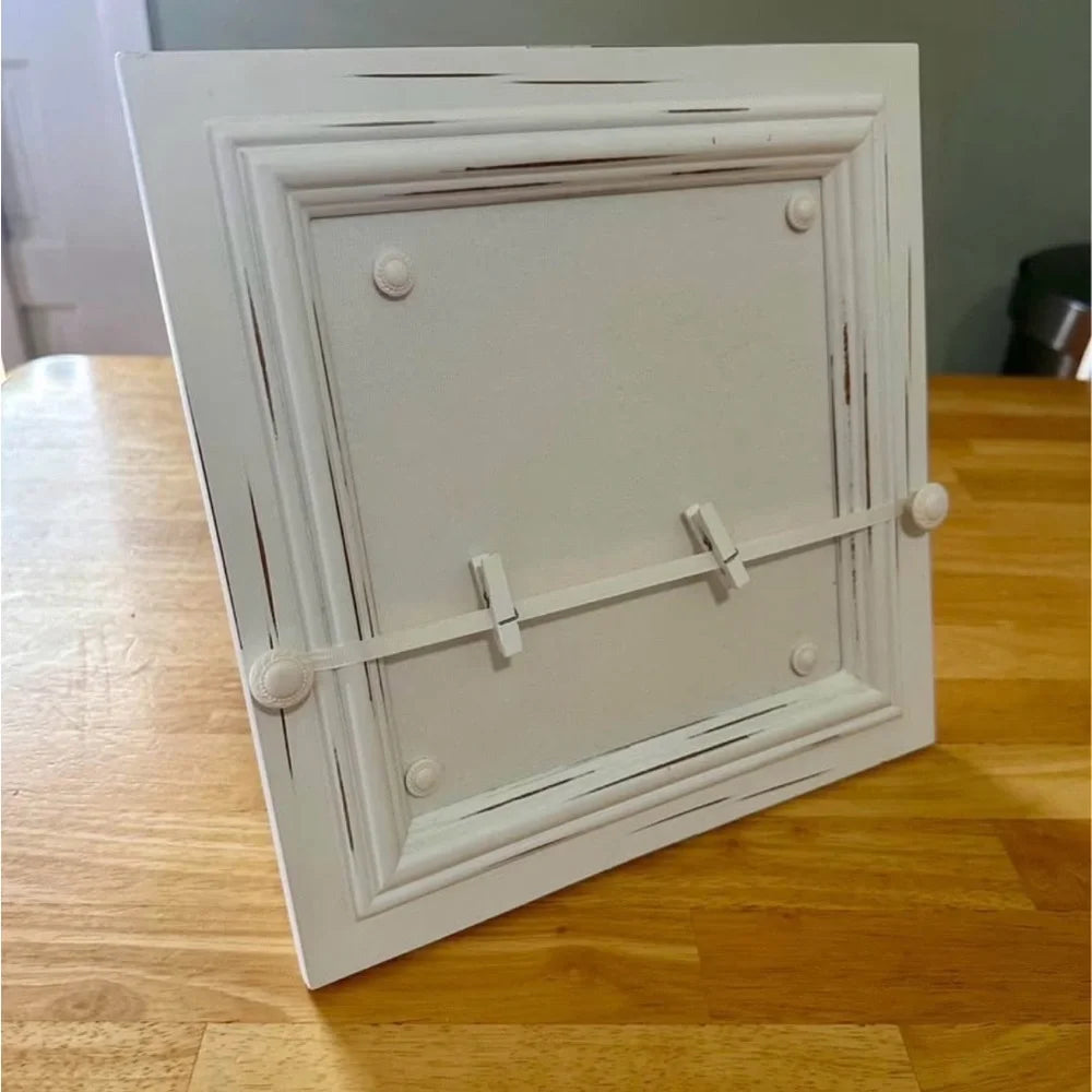 White Distressed Magnetic Photo Frame – Farmhouse 8x10 w/ Clips
