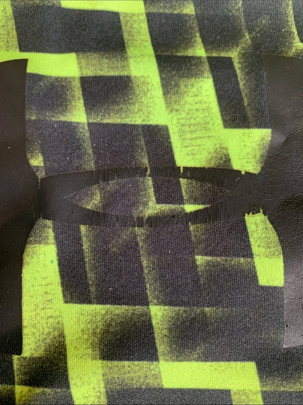 #151 - Under Armour Neon Green & Black Geometric Kids Shirt - Boys 5