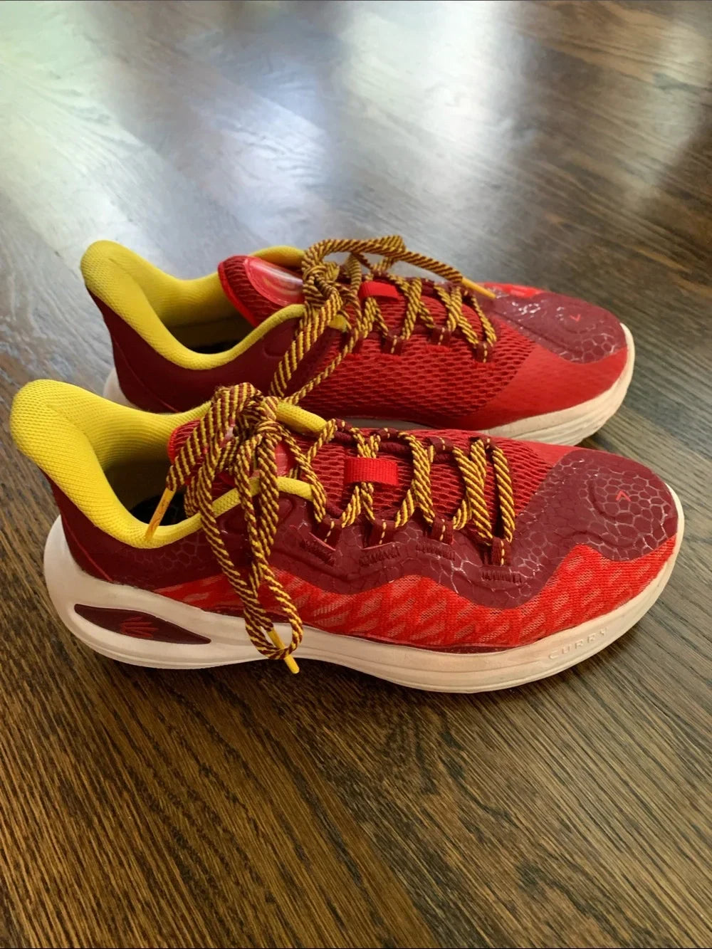 #151 - Under Armour Curry Basketball Sneakers -Big Kids Boys Size 4