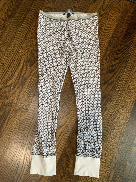 #151 - Victoria's Secret White Thermal Leggings  - Women's Medium