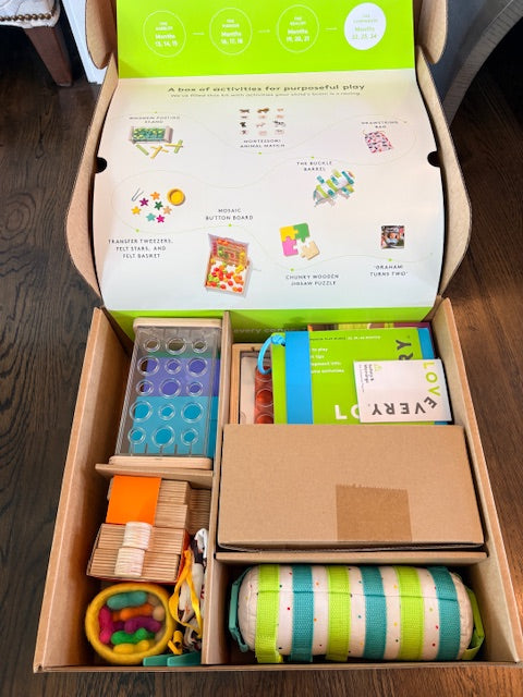 #104 Lovevery Gift Box