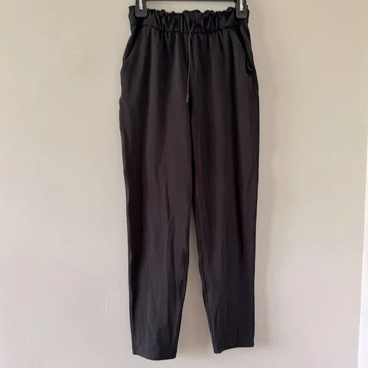 Seller #127 Lululemon high rise pant Women's Size 4