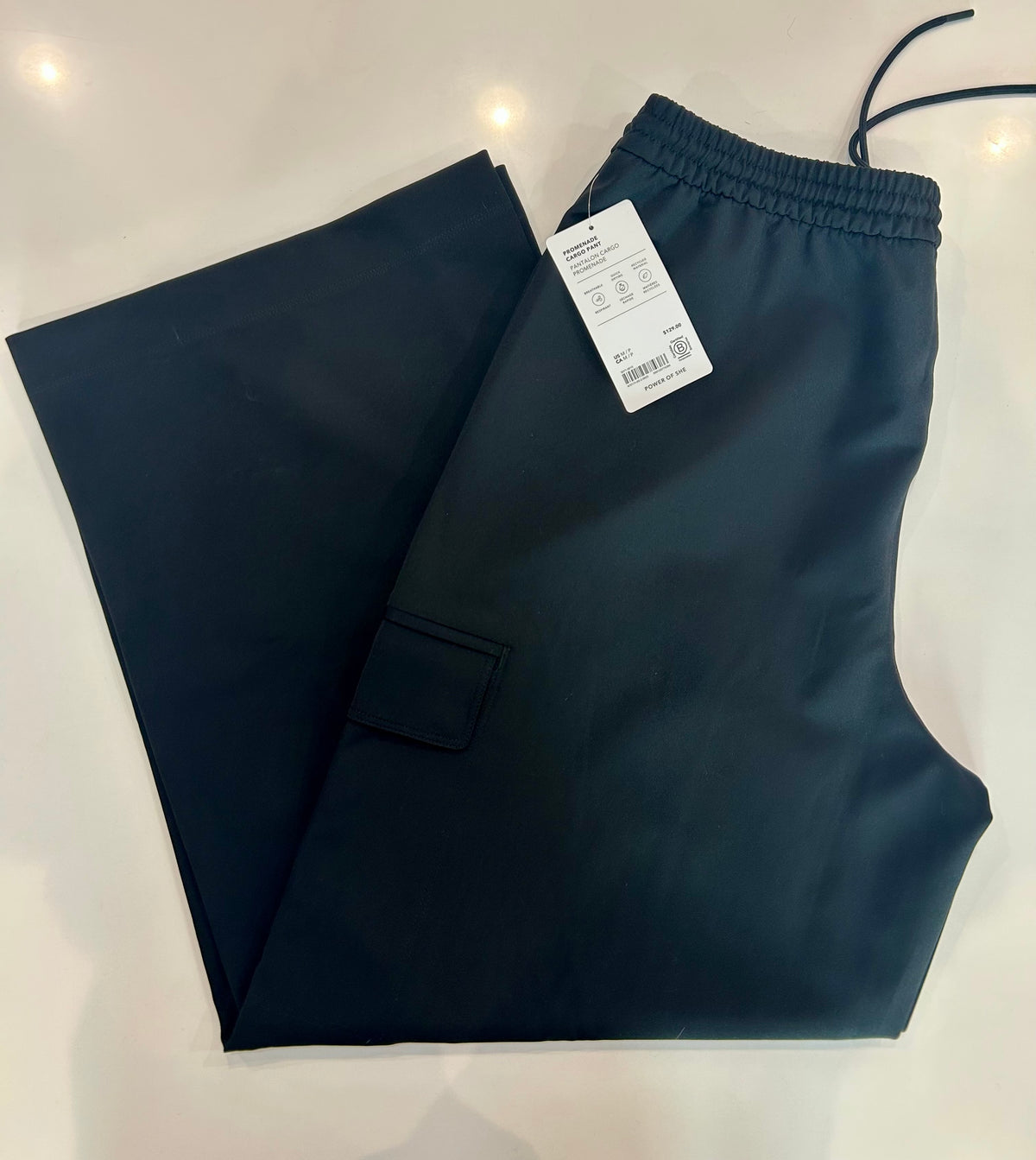 #32 New Women's Medium Athleta Promenade Cargo Pant